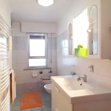 Rosmarino_appartamento Fronte Mare דירה רוזטו דליי אברוצי